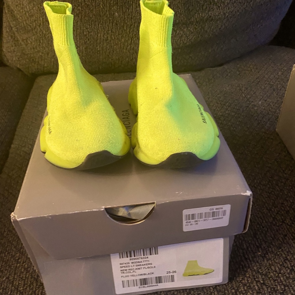 Balenciaga neon green 25-26